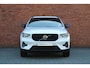 Volvo XC40 T4 Plug-in Hybrid AUT7 211PK Ultimate Dark | | Panoramisch Schuif-/Kanteldak | Power Seats Met Geheugenfunctie | Grootlicht Assistent | DAB+ | Getint Glas Achter | Adaptieve Cruise Control Met Pilot Assist | Harman/Kardon Premium Geluidssysteem | 360° Parkeercamera | Verwarmbare Voorstoelen, Stuurverwarming | Park Assist Voor & Achter