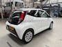 Toyota Aygo 1.0 VVT-i 72pk 5D x-play | Navigatie | Camera | Apple carplay / Android auto | Airco | NAP | Rijklaar prijs!