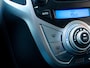 Hyundai ix20 1.4i i-Vision | Trekhaak | Schuif/ Kantel Dak | Airco | Climate Control | Panoramadak | Cruise Control | All Season Banden | Lichtmetalen Velgen 16'' | Mistlampen | Metallic Lak | Multifunctioneel Sturwiek |