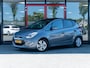 Hyundai ix20 1.4i i-Vision | Trekhaak | Schuif/ Kantel Dak | Airco | Climate Control | Panoramadak | Cruise Control | All Season Banden | Lichtmetalen Velgen 16'' | Mistlampen | Metallic Lak | Multifunctioneel Sturwiek |