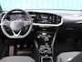 Opel Mokka 1.2 136PK Turbo Level 5 | Camera | Dodehoekdetectie | Virtual Cockpit | TwoTone | Sport Stoelen | 18"LMV | Alcantara | Massage stoel |