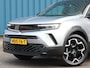 Opel Mokka 1.2 136PK Turbo Level 5 | Camera | Dodehoekdetectie | Virtual Cockpit | TwoTone | Sport Stoelen | 18"LMV | Alcantara | Massage stoel |