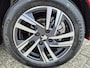Peugeot 208 1.2 PureTech Allure Pack | Automaat | Camera | Parkeersensoren | Keyless Entry en Start | Navigatie via Apple Carplay en Android Auto |
