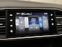 Peugeot 308 SW Style 130 pk | Navigatie | Glazen Panoramadak | Parkeersensoren Achter | LED Dagrijverlichting | DAB Ontvanger | Trekhaak | Lederen Stuurwiel | Climate Control | Cruise Control | 16" Lichtmetalen Velgen | Centrale Deurvergrendeling met Afstandsbediening |