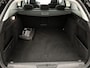 Peugeot 308 SW Style 130 pk | Navigatie | Glazen Panoramadak | Parkeersensoren Achter | LED Dagrijverlichting | DAB Ontvanger | Trekhaak | Lederen Stuurwiel | Climate Control | Cruise Control | 16" Lichtmetalen Velgen | Centrale Deurvergrendeling met Afstandsbediening |
