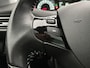 Peugeot 308 SW Style 130 pk | Navigatie | Glazen Panoramadak | Parkeersensoren Achter | LED Dagrijverlichting | DAB Ontvanger | Trekhaak | Lederen Stuurwiel | Climate Control | Cruise Control | 16" Lichtmetalen Velgen | Centrale Deurvergrendeling met Afstandsbediening |