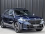 BMW X5 xDrive50e M-SPORT PRO | PANORAMADAK | ACHTERAS BESTURING | ACTIVE CRUISE CONTROL | COMFORT STOELEN | HEAD UP | IONIC GLOW | HARMAN KARDON | 360 CAMERA | ELEKTR. TREKHAAK | SOFT CLOSE | ALCANTARE HEMEL | STOELVERWARMING V+A
