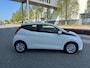 Toyota Aygo 1.0 VVT-i x-play*2 EIGNAAR*CAMERA*NAVI*Carplay*AIRCO*APK*NAP*ISOFIX