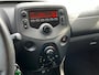Toyota Aygo 1.0 VVT-i X-Fun Sport 5DRS / 62.886 km / Dealer OH / AIRCO / CRUISE / NAP / RODE ACCENTEN / 15" VELGEN / APK 09-2026
