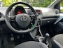 Toyota Aygo 1.0 VVT-i X-Fun Sport 5DRS / 62.886 km / Dealer OH / AIRCO / CRUISE / NAP / RODE ACCENTEN / 15" VELGEN / APK 09-2026