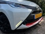 Toyota Aygo 1.0 VVT-i X-Fun Sport 5DRS / 62.886 km / Dealer OH / AIRCO / CRUISE / NAP / RODE ACCENTEN / 15" VELGEN / APK 09-2026