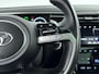 Hyundai Tucson 1.6 T-GDI PHEV COMFORT SMART 4WD | NAVI | SCHUIFDAK | CLIMA | CRUISE | CAMERA | 19'' LM VELGEN | I-KEY | STOEL- & STUURVERWARMING | PLUG-IN HYBRID | FABRIEKSGARANTIE GELDIG T/M 11-2026! |