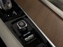 Volvo XC90 2.0 T8 Twin Engine AWD Inscription | Luchtvering | Panoramadak | Head-Up Display | Stoelverwarming / Verkoeling | Harman Kardon | Elektrische Stoelen + Geheugenfunctie | Apple Carplay