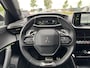 Peugeot 2008 1.2 PureTech GT 130PK AUTOMAAT | Navigatie | Parkeersensoren V + A | Camera | I-Cockpit | All Season banden| Trekhaak | Lage km stand!
