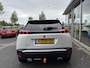 Peugeot 2008 1.2 PureTech GT 130PK AUTOMAAT | Navigatie | Parkeersensoren V + A | Camera | I-Cockpit | All Season banden| Trekhaak | Lage km stand!