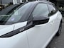 Peugeot 2008 1.2 PureTech GT 130PK AUTOMAAT | Navigatie | Parkeersensoren V + A | Camera | I-Cockpit | All Season banden| Trekhaak | Lage km stand!