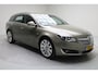 Opel Insignia Sports Tourer 2.0 CDTI Cosmo | dealer onderhouden | trekhaak | leder | climate | navi | pdc v/a + camera | xenon |