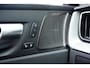 Volvo XC60 2.0 T6 Plug-in hybrid AWD Plus Dark 350pk Panoramadak/Stoelverwarming/360Camera