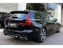Volvo V60 2.0 B4 R-Design |Panorama|Camera|35.407km|