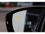 Volkswagen T-Cross 1.0 TSI Life 95PK / 70kW, NL auto 1e eigenaar dealeronderhouden, adaptieve cruise control (acc), elektrisch verstel-, verwarm- en inklapbare buitenspiegels (spiegel pakket), 16" 'Rochester' LMV, licht en regensensor, parkeersensoren voor en achter (pdc), privacy glas, navigatie, Apple Carplay / Android Auto, lendesteunen voorstoelen, middenarmsteun