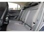 Volkswagen T-Cross 1.0 TSI Life 95PK / 70kW, NL auto 1e eigenaar dealeronderhouden, adaptieve cruise control (acc), elektrisch verstel-, verwarm- en inklapbare buitenspiegels (spiegel pakket), 16" 'Rochester' LMV, licht en regensensor, parkeersensoren voor en achter (pdc), privacy glas, navigatie, Apple Carplay / Android Auto, lendesteunen voorstoelen, middenarmsteun