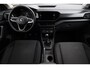 Volkswagen T-Cross 1.0 TSI Life 95PK / 70kW, NL auto dealeronderhouden 1e eigenaar, privacy glas, dodehoekdetectie (side assist), adaptieve cruise control (acc), parkeersensoren voor en achter (pdc), comfortstoelen met lendesteun, Apple Carplay / Android Auto, elektrisch verstel- en verwarmbare buitenspiegels, radio, 16" LMV, licht en regensensor, reservewiel, airco