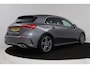 Mercedes-Benz A-klasse 200 Launch Edition Premium (PARKEERSENSOREN, STOELVERWARMING, SFEERVERLICHTING, NAVIGATIE, CAMERA, NL-AUTO)