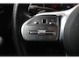 Mercedes-Benz A-klasse 200 Launch Edition Premium (PARKEERSENSOREN, STOELVERWARMING, SFEERVERLICHTING, NAVIGATIE, CAMERA, NL-AUTO)