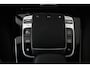 Mercedes-Benz A-klasse 200 Launch Edition Premium (PARKEERSENSOREN, STOELVERWARMING, SFEERVERLICHTING, NAVIGATIE, CAMERA, NL-AUTO)