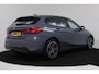 BMW 1-Serie 118i Executive Edition Sport Automaat (NAVIGATIE, PARKEERSENSOREN, LED, CARPLAY, SPORTSTOELEN)