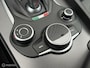 Alfa Romeo Giulia 2.0 AWD Veloce Schuifdak Navi Camera Leer 19 Inch Harman Kardon Xenon