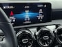 Mercedes-Benz A-klasse 180 Business Solution Automaat (NAVIGATIE, STOELVERWARMING, CAMERA, 1e EIGENAAR, GOED ONDERHOUDEN)