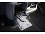 Volkswagen e-Transporter 32 L2H1 Bulli 64 kWh 286PK / 210kW, Achteruitrijcamera (Area View), LED Matrix IQ.Light, verwarmbare voorstoelen, Apple Carplay & Android Auto, achteruitrijcamera, adaptive cruise control met Stop & Go, navigatie, dynamische grootlichtassistent, volledig digitaal instrumentenpaneel, Keyless Enrty & Start, verwarmbare voorruit, alarm klasse III, elektrische schuifdeur rechts met sluithulp, trekhaak, dodehoekdetectie met correctie (Side Assist), warmtepomp, passagiersstoel, 16'' LMV 'Montreal'