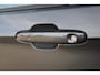 Volkswagen e-Transporter 32 L2H1 Bulli 64 kWh 286PK / 210kW, Achteruitrijcamera (Area View), LED Matrix IQ.Light, verwarmbare voorstoelen, Apple Carplay & Android Auto, achteruitrijcamera, adaptive cruise control met Stop & Go, navigatie, dynamische grootlichtassistent, volledig digitaal instrumentenpaneel, Keyless Enrty & Start, verwarmbare voorruit, alarm klasse III, elektrische schuifdeur rechts met sluithulp, trekhaak, dodehoekdetectie met correctie (Side Assist), warmtepomp, passagiersstoel, 16'' LMV 'Montreal'