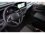 Volkswagen e-Transporter 32 L2H1 Bulli 64 kWh 286PK / 210kW, Achteruitrijcamera (Area View), LED Matrix IQ.Light, verwarmbare voorstoelen, Apple Carplay & Android Auto, achteruitrijcamera, adaptive cruise control met Stop & Go, navigatie, dynamische grootlichtassistent, volledig digitaal instrumentenpaneel, Keyless Enrty & Start, verwarmbare voorruit, alarm klasse III, elektrische schuifdeur rechts met sluithulp, trekhaak, dodehoekdetectie met correctie (Side Assist), warmtepomp, passagiersstoel, 16'' LMV 'Montreal'