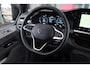 Volkswagen e-Transporter 32 L2H1 Bulli 64 kWh 286PK / 210kW, Achteruitrijcamera (Area View), LED Matrix IQ.Light, verwarmbare voorstoelen, Apple Carplay & Android Auto, achteruitrijcamera, adaptive cruise control met Stop & Go, navigatie, dynamische grootlichtassistent, volledig digitaal instrumentenpaneel, Keyless Enrty & Start, verwarmbare voorruit, alarm klasse III, elektrische schuifdeur rechts met sluithulp, trekhaak, dodehoekdetectie met correctie (Side Assist), warmtepomp, passagiersstoel, 16'' LMV 'Montreal'