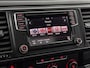 Volkswagen Transporter 2.0 TDI L2H1 DC Highline Leder, Navi, Parkeersensoren, Cruise control, Schuifdak, Stoelverwarming, Apple carplay