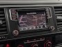 Volkswagen Transporter 2.0 TDI L2H1 DC Highline Leder, Navi, Parkeersensoren, Cruise control, Schuifdak, Stoelverwarming, Apple carplay