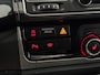 Volkswagen Transporter 2.0 TDI L2H1 DC Highline Leder, Navi, Parkeersensoren, Cruise control, Schuifdak, Stoelverwarming, Apple carplay