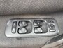 Volvo V70 2.4 Edition II ECC Audio/CD Electric pakket LMV 16" Cruisecontrol Leder/Stof ESP Colorpakket TCS ABS Trekhaak Nw Apk!