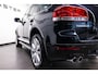 Volkswagen Touareg 6.0 W12 Executive Btw auto, Fiscale waarde € 8.000,- (€ 27.231.40 Ex B.T.W) DEALER AUTO Dealer auto