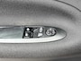 Citroën DS3 1.2 VTi Business ECC Audio/CD LMV 16" ESP Sportstoelen ASR Colorpakket ASR Parkeersensoren Dealeronderhoud Nieuwe Apk!