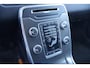 Volvo V70 2.0 D3 Polar+ | 1e eigenaar | 100% dealer onderhouden | Lederen bekleding | Adaptieve Bi-Xenon verlichting | Elektr. bestuurdersstoel | Schuif-\-kanteldak | Navigatie | Parkeerverwarming | Stoelverwarming | Niveauregeling | PDC voor + achter | Volvo on Call | verwarmde voorruit | Afneembare trekhaak |