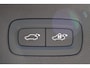 Volvo XC90 2.0 T8 Recharge AWD Ultimate Dark | Trekhaak | Luchtvering | Bowers & Wilkins | Stuur + Stoel verwarming | Panorama Schuifdak |