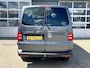 Volkswagen Transporter 2.0 TDI L2H1 DC Btw en Bpm vrij!! DSG Automaat Airco Cruise controle trekhaak 2500kg trekgewicht Telefoonverbinding Parkeersensoren achter 5-Persoons Euro 6 Bpm vrij voor particulier gebruik!!