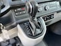 Volkswagen Transporter 2.0 TDI L2H1 DC Btw en Bpm vrij!! DSG Automaat Airco Cruise controle trekhaak 2500kg trekgewicht Telefoonverbinding Parkeersensoren achter 5-Persoons Euro 6 Bpm vrij voor particulier gebruik!!