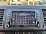 Volkswagen Transporter 2.0 TDI L2H1 DC Btw en Bpm vrij!! DSG Automaat Airco Cruise controle trekhaak 2500kg trekgewicht Telefoonverbinding Parkeersensoren achter 5-Persoons Euro 6 Bpm vrij voor particulier gebruik!!