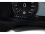 Volvo XC90 T8 390PK Automaat Recharge AWD Inscription / Adaptieve cruise control / BLIS / Parkeersensoren met 360 camera / stoel - en stuurwielverwarming / Standkachel / Trekhaak / Keyless entry / Harman Kardon audio / Elektrische stoelen