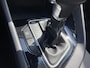 Kia Niro 1.6 GDi Hybrid DynamicLine + Navigatie, JBL Premium audio, Parkeersensoren voor + achter, Achteruitrij camera, Smart Key, Privacy glass, Achteruitrijcamera