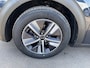Kia Niro 1.6 GDi Hybrid DynamicLine + Navigatie, JBL Premium audio, Parkeersensoren voor + achter, Achteruitrij camera, Smart Key, Privacy glass, Achteruitrijcamera